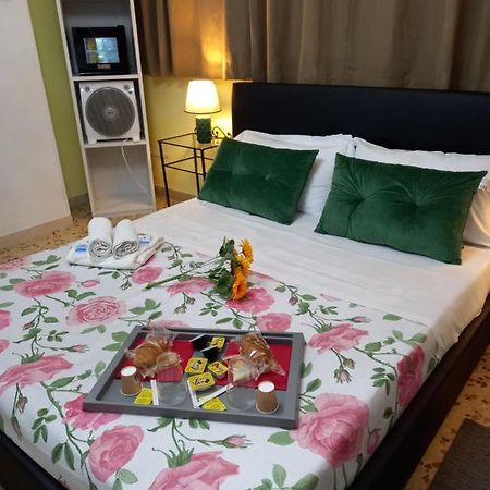 B&B Peace Pisa Ngoại thất bức ảnh